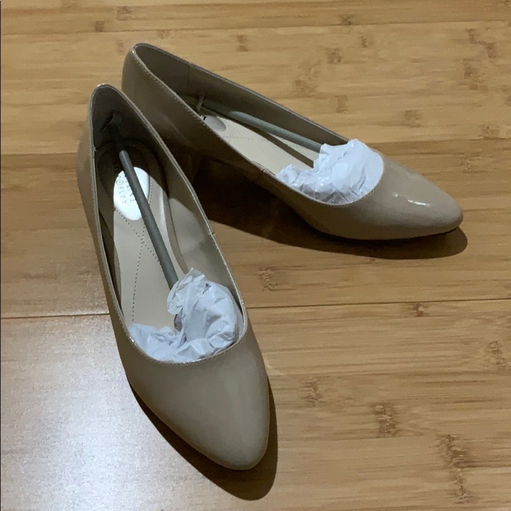 Alfani nude shiny heels